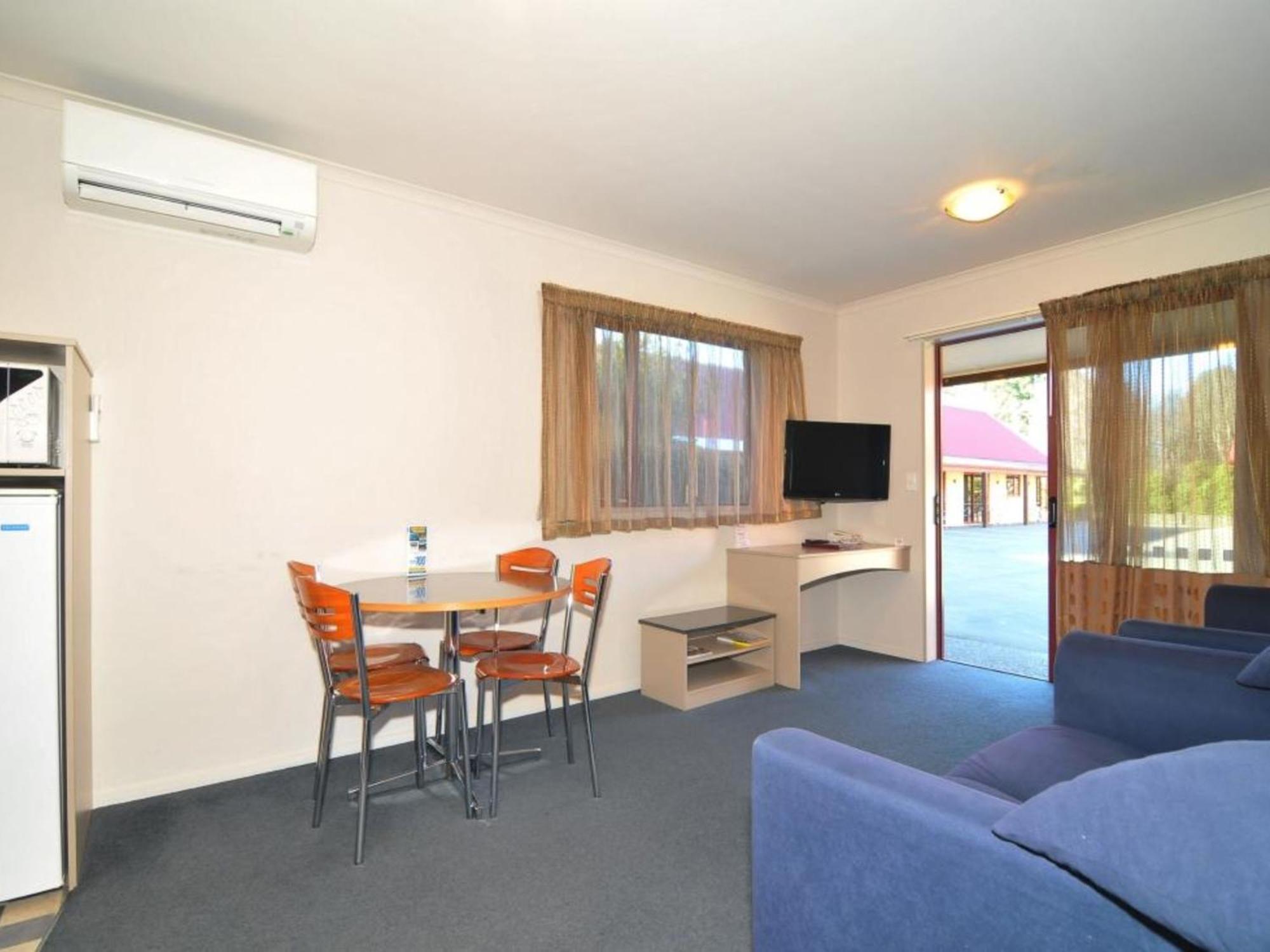 Asure Scenic Route Motor Motel Geraldine