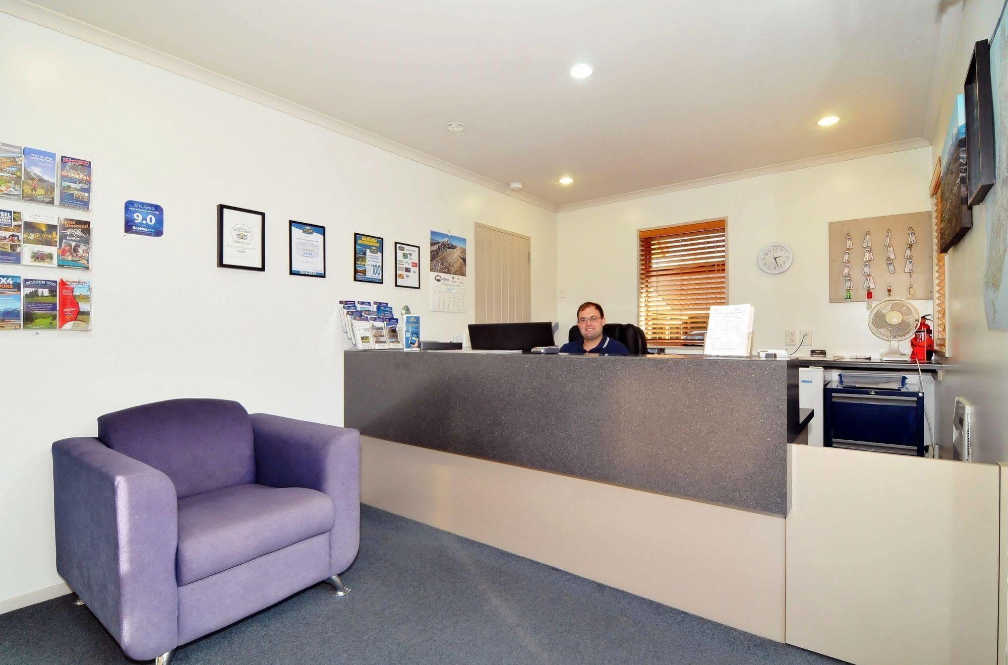 Asure Scenic Route Motor Motel 4*